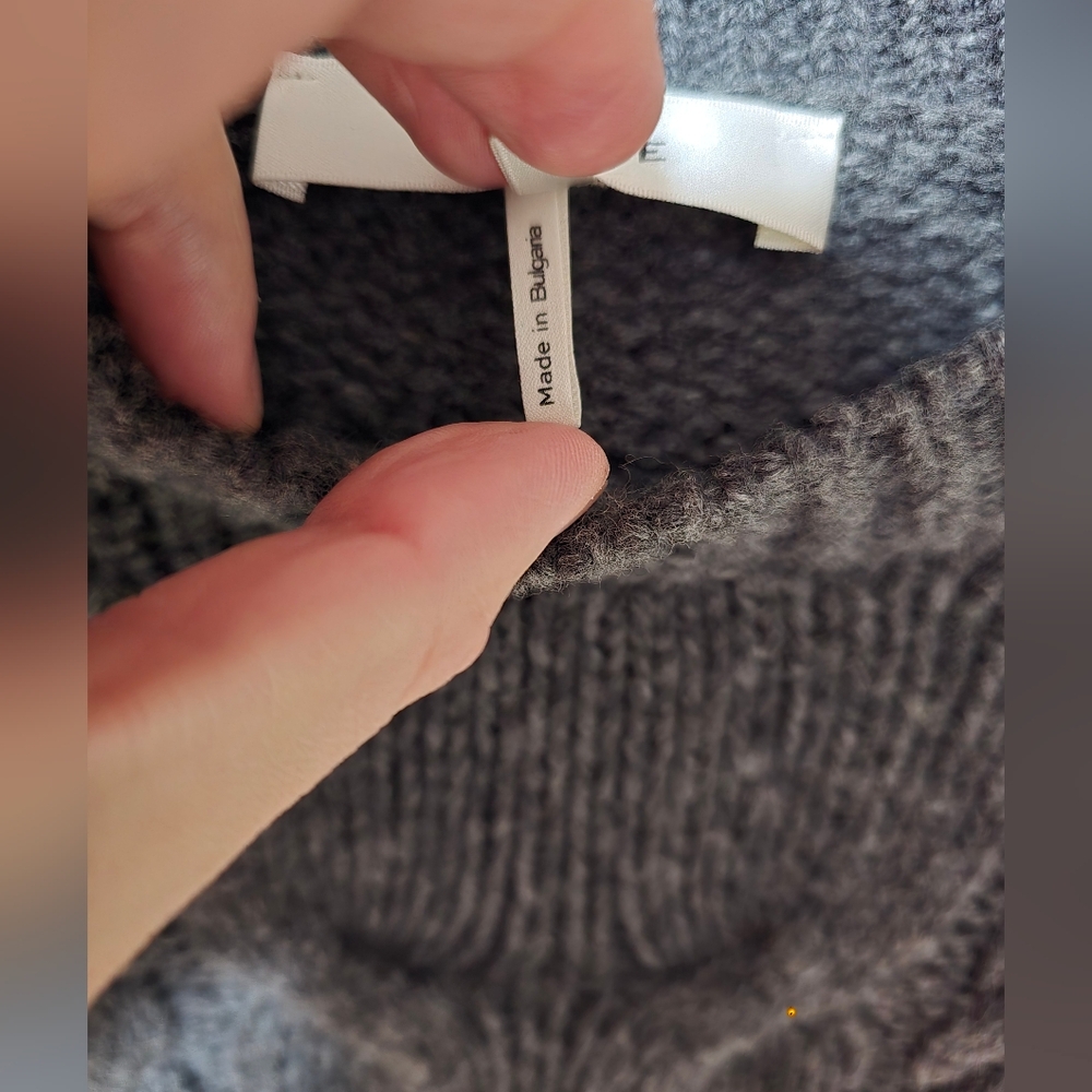 FRAME Gray Cable Knit Sweater - Picture 5 of 8